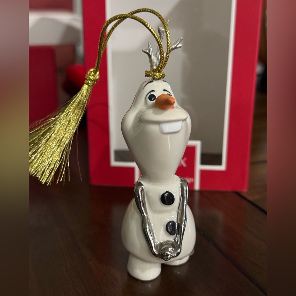 Limited Edition Lenox Warm Hugs Olaf Porcelain Ornament